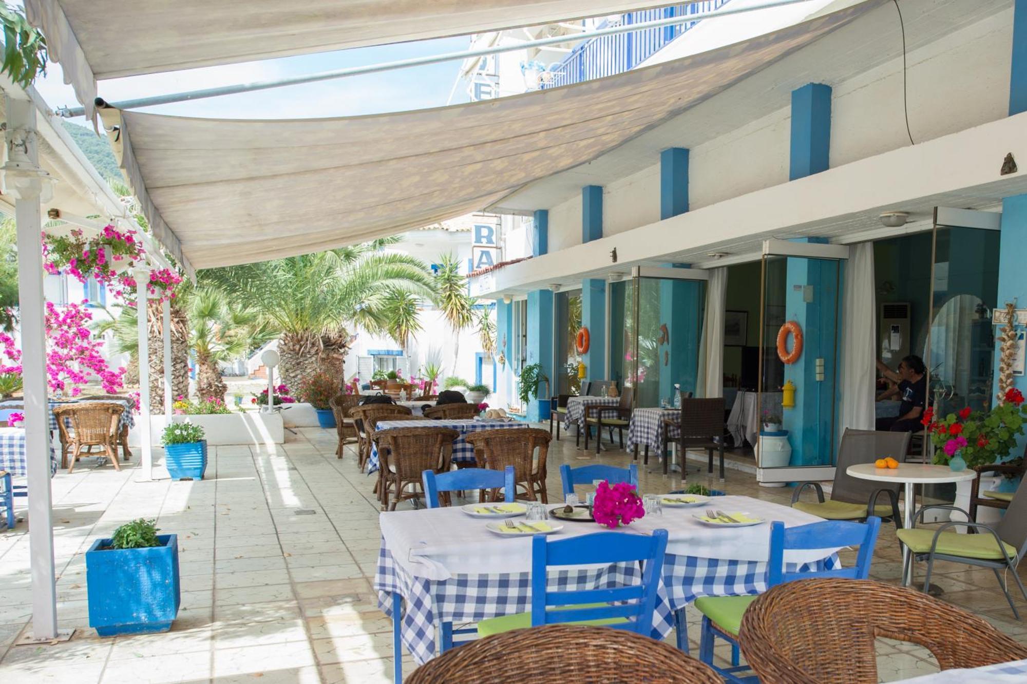 Hotel Avra Néa Epidavros Exterior foto