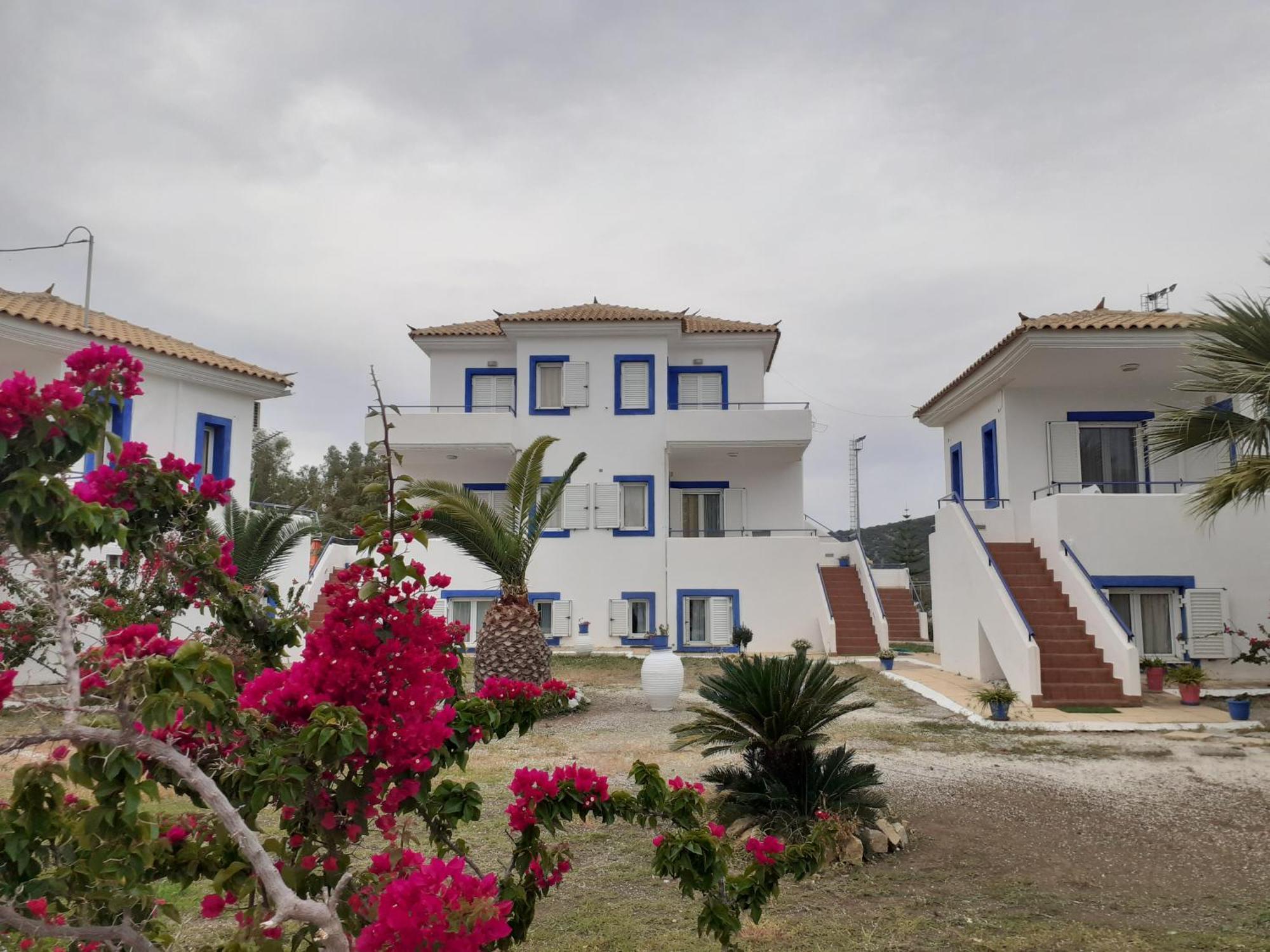 Hotel Avra Néa Epidavros Exterior foto